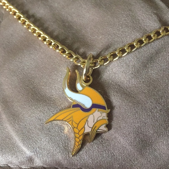 NFL Jewelry - Minnesota Vikings necklace